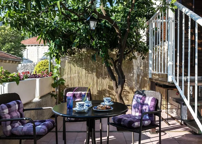 Apartmán Vukic - With Terrace And Garden View Dubrovník